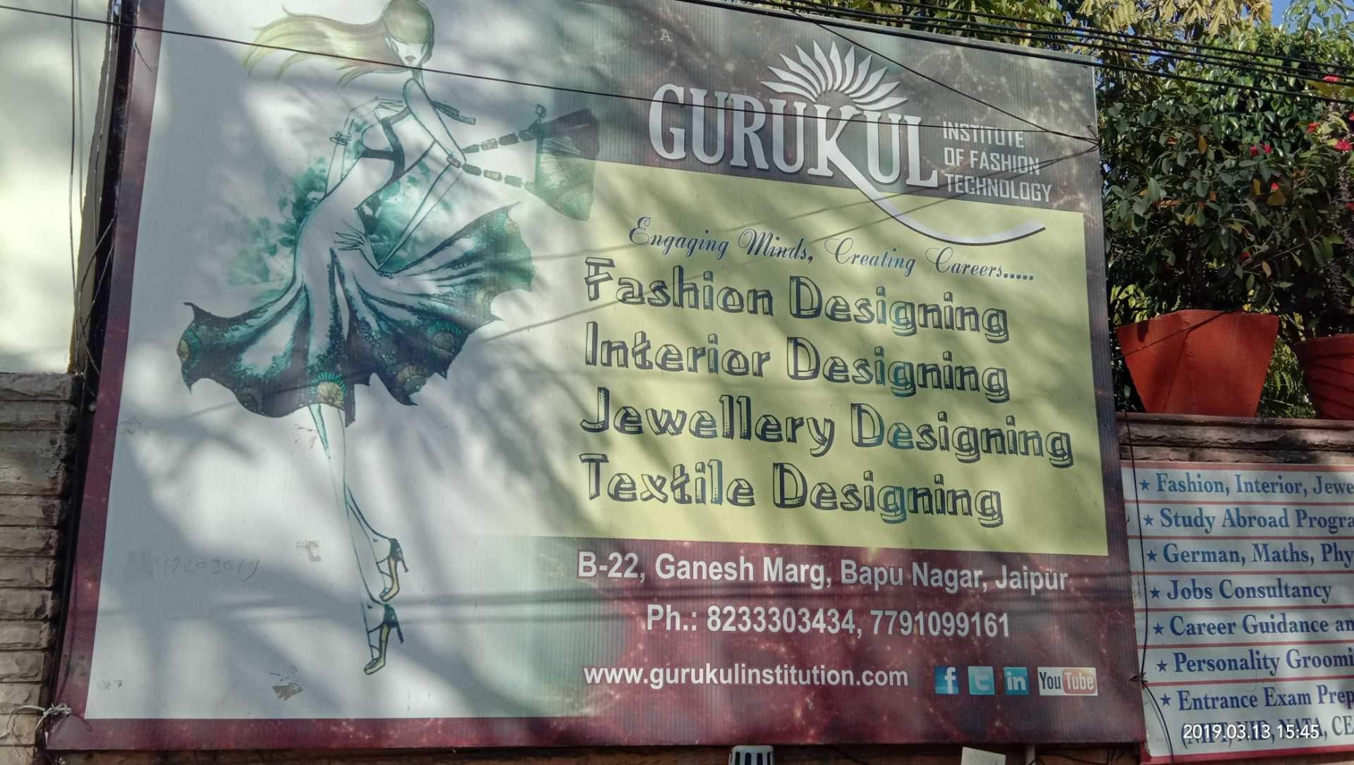 Dazzlerr - Gurukul Institute Of Fashion Technology