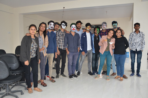 Dazzlerr - Zee Institute Of Media Arts