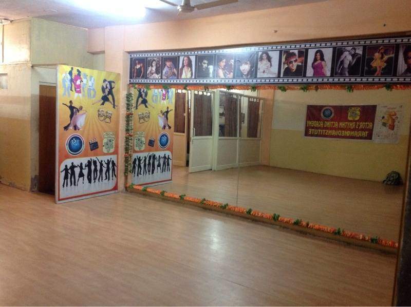 Dazzlerr - Tarang Media Institute