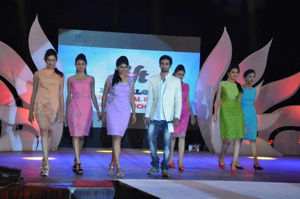 Dazzlerr - International Institute Of Fashion Technology