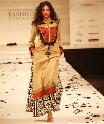 Dazzlerr - International Institute Of Fashion Technology