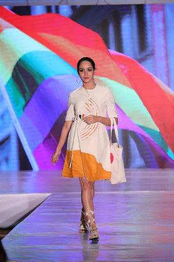 Dazzlerr - INIFD International Institute Of Fashion And Interior Design