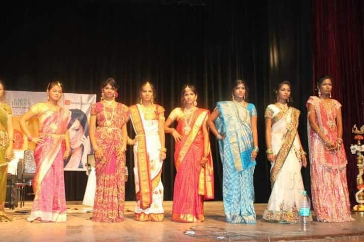 Dazzlerr - Dhiksha's Academy For Beauty and Fashion Technology