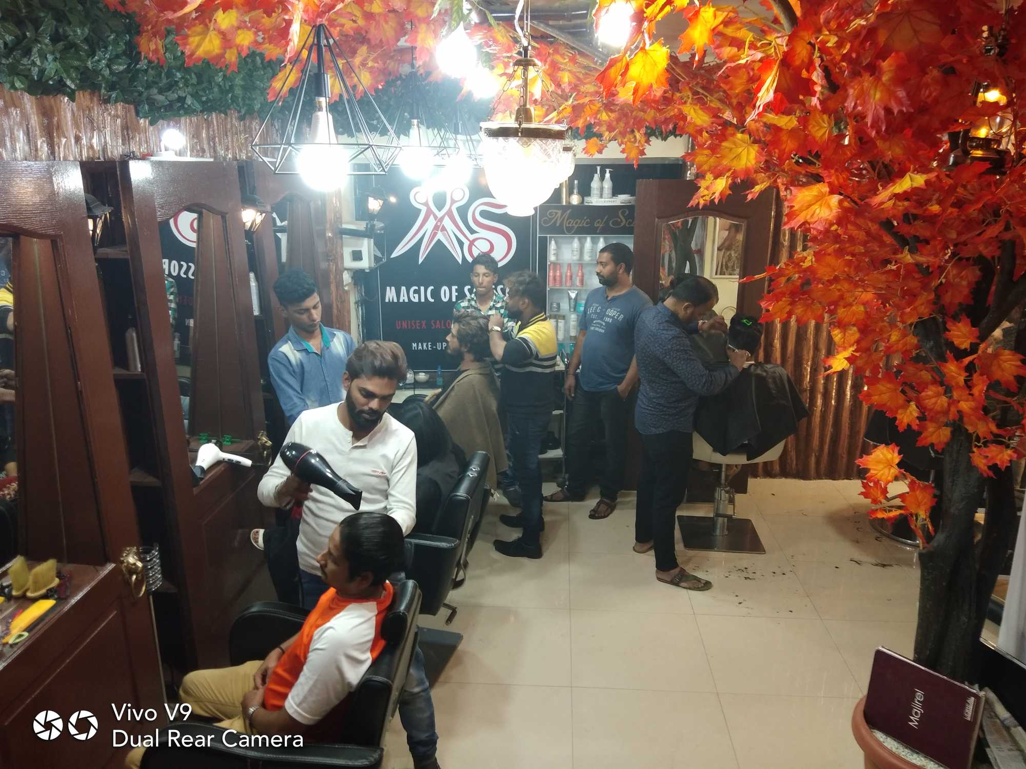 Dazzlerr - Magic Of Scissor Unisex Salon And Academy