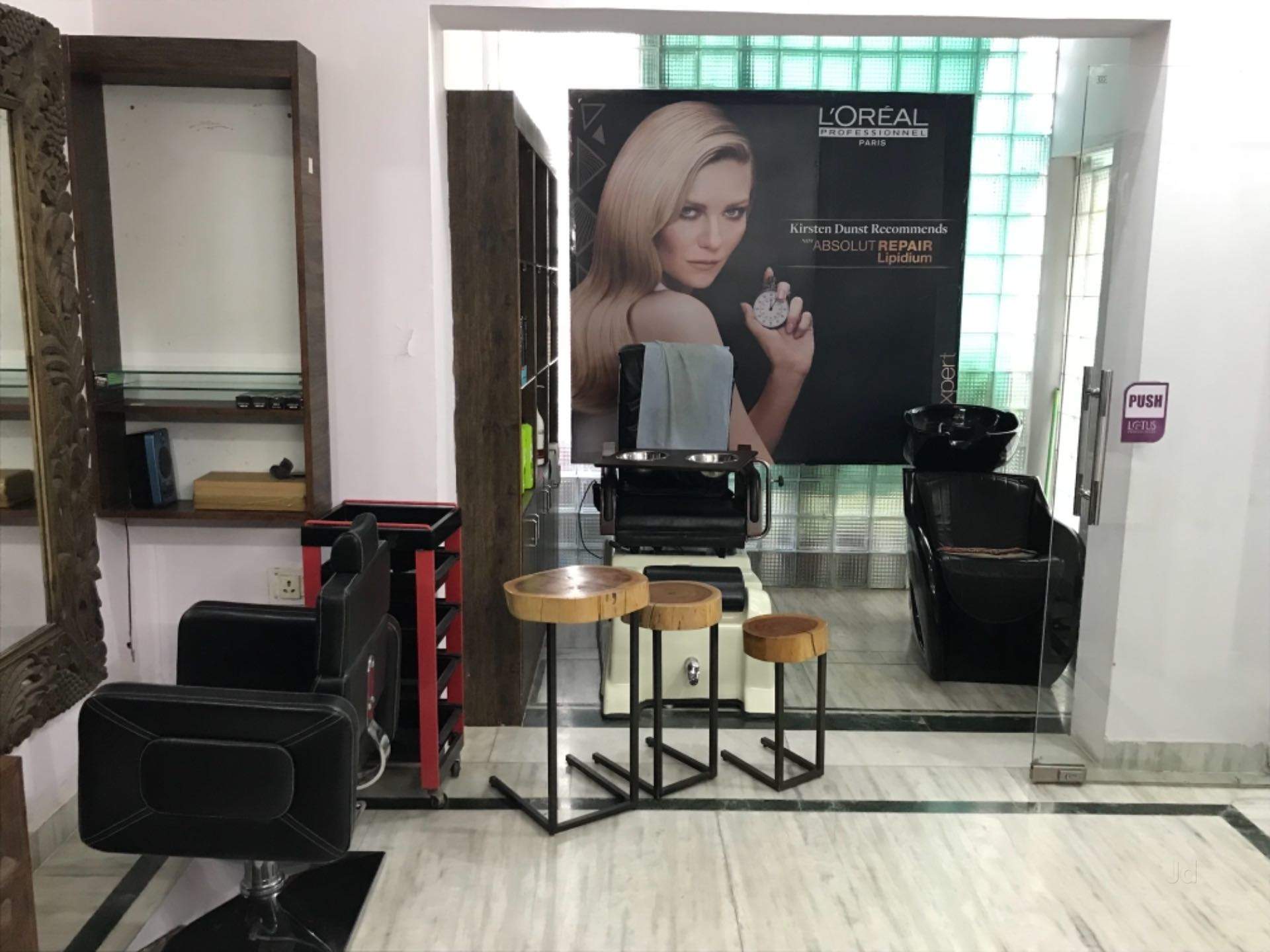 Dazzlerr - A N John Beauty Salon & Training Centre