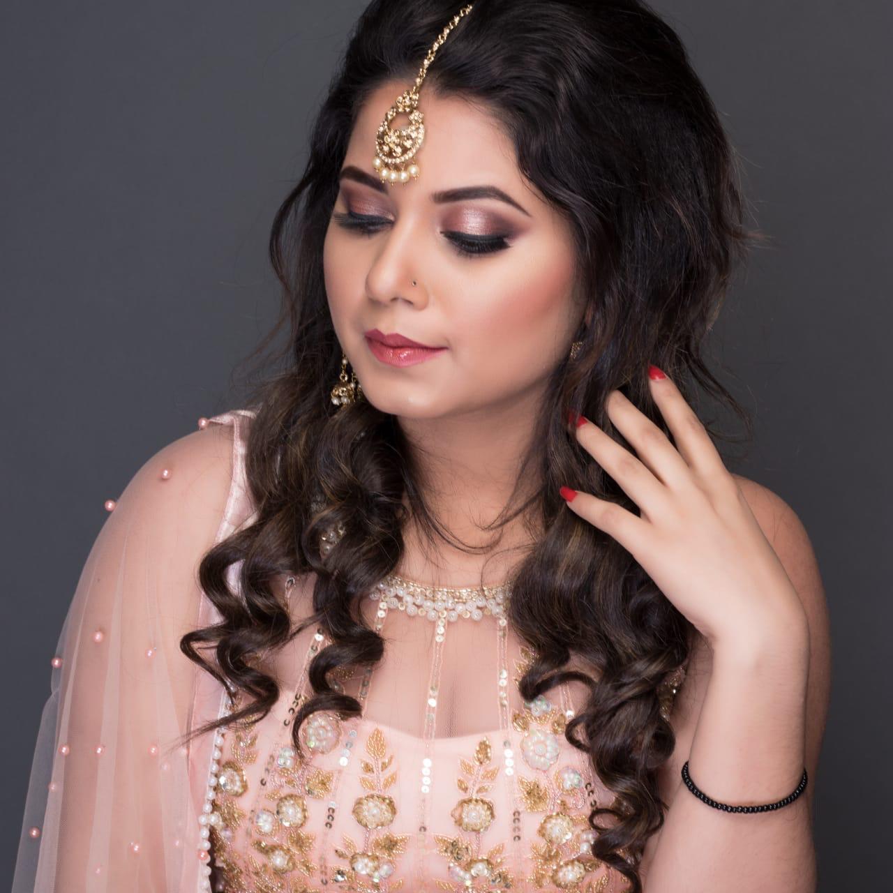 Dazzlerr - Pooja Beauty Academy