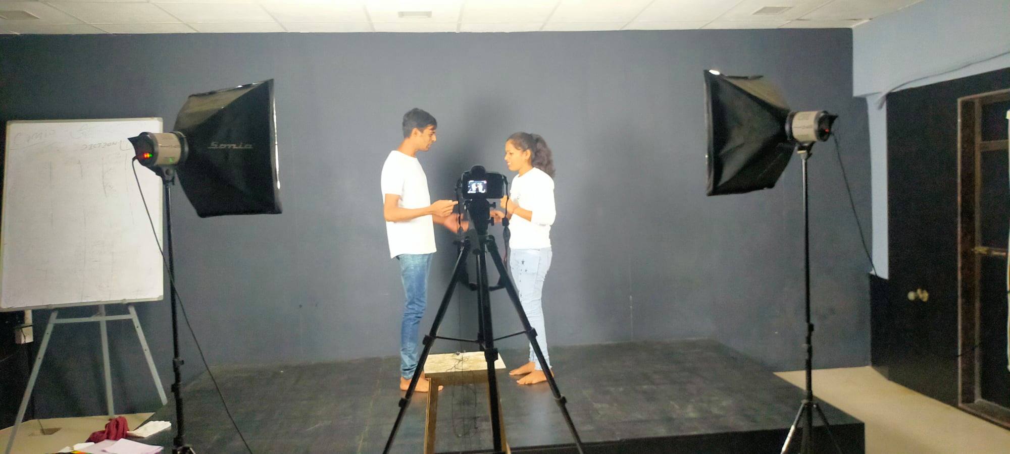 Dazzlerr - Join To Bollywood Gallery image 04