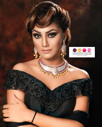 Dazzlerr - Shweta Gaur Makeup Artist Salons And Academy