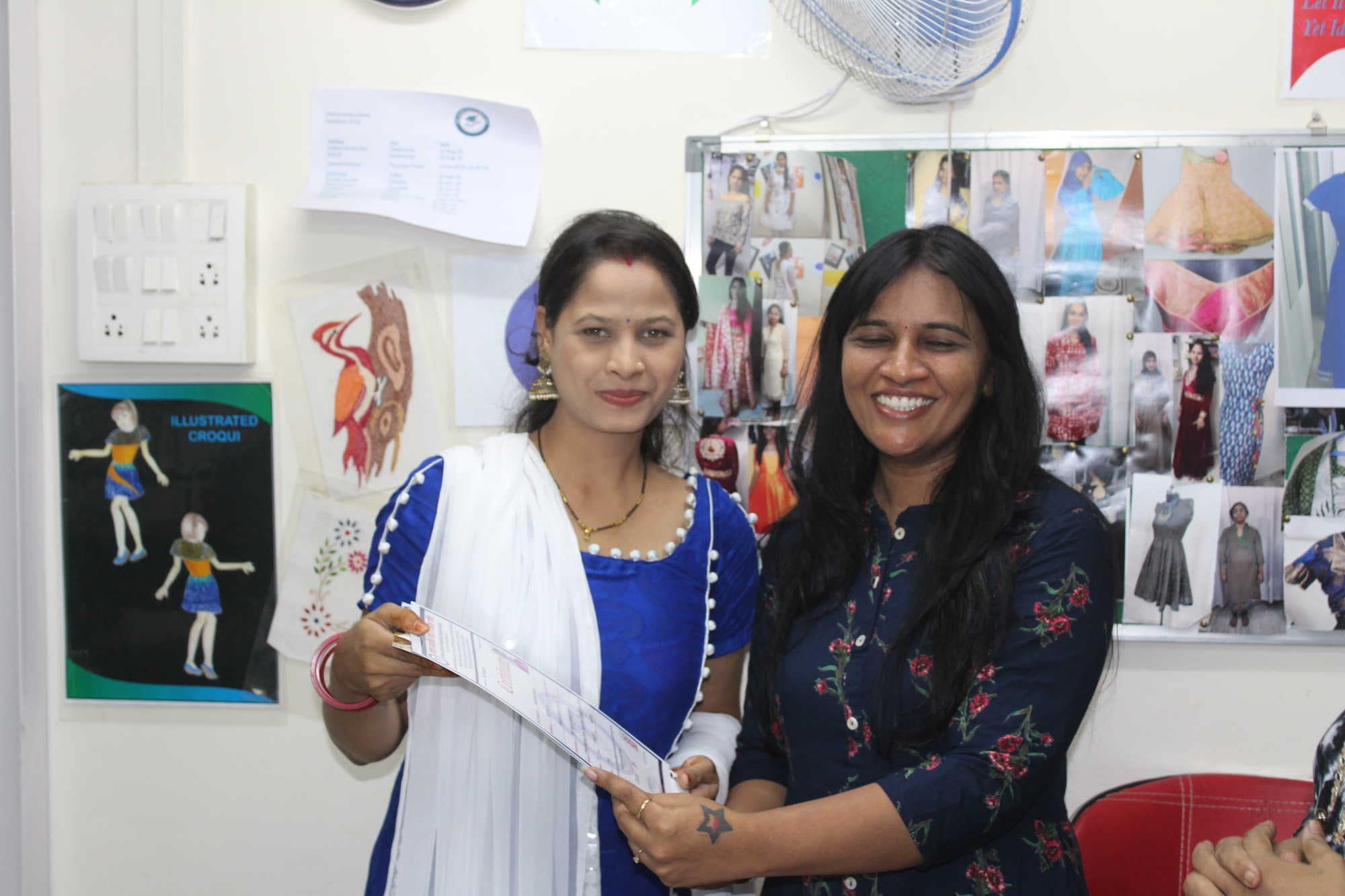 Dazzlerr - Deep Fashion Designing & Tailoring Institute 