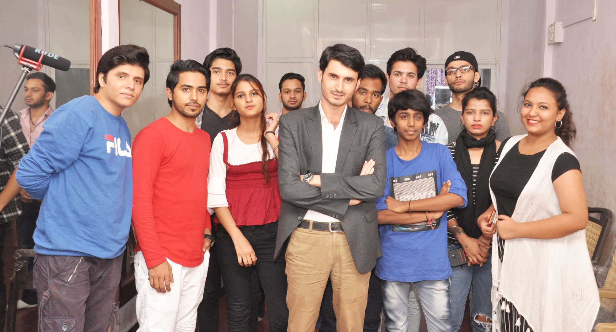 Dazzlerr - R K Acting Academy Pvt Ltd 