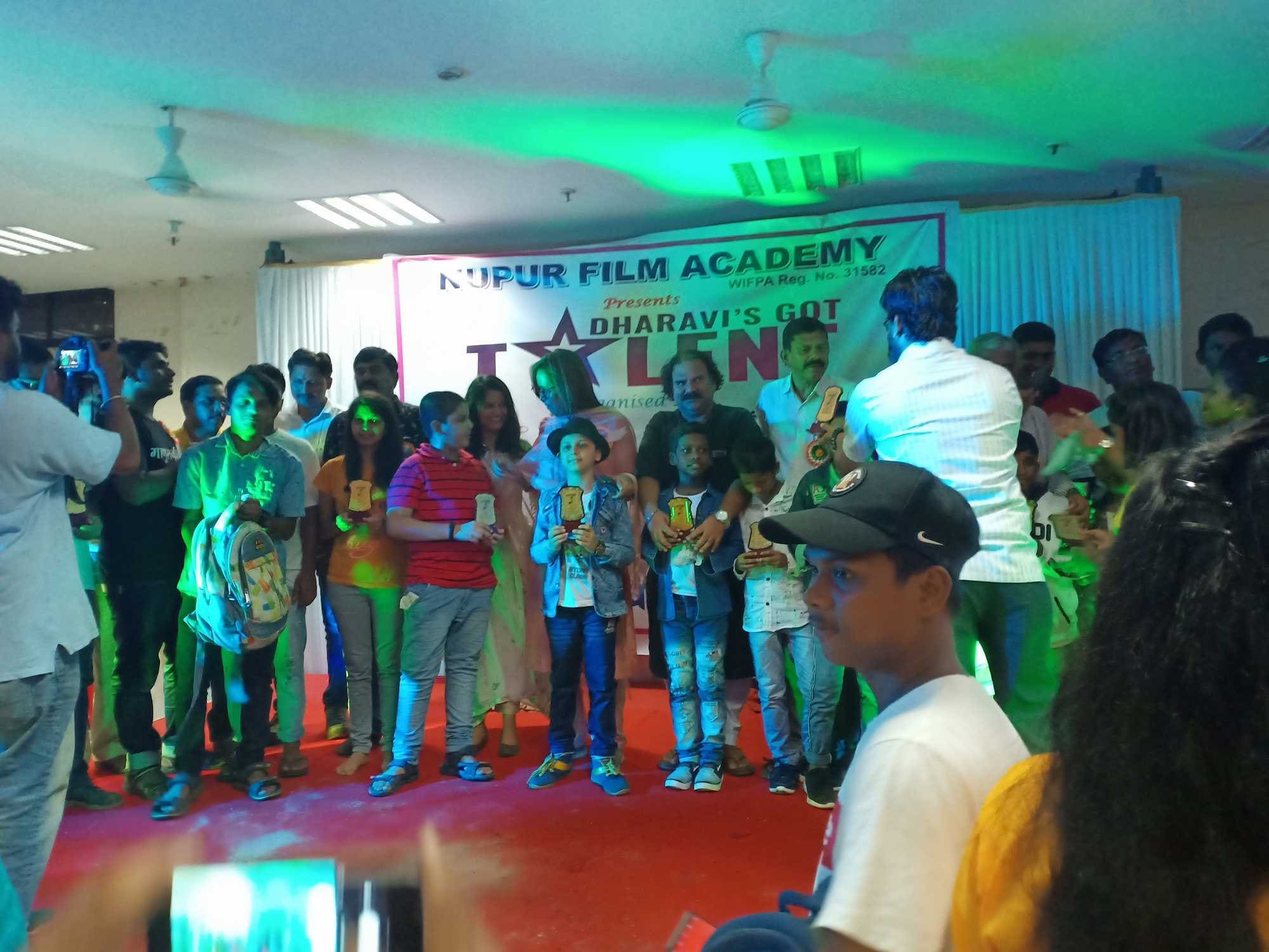 Dazzlerr - Nupur Film Academy
