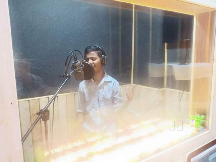 Dazzlerr - Nupur Film Academy