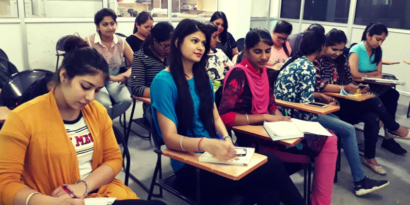 Dazzlerr Institute: Maxexcel Fashion Factory School
