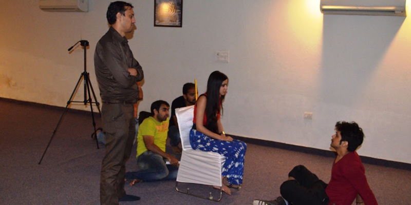 Dazzlerr Institute: Acting Padarpan Films And Theatre Institute