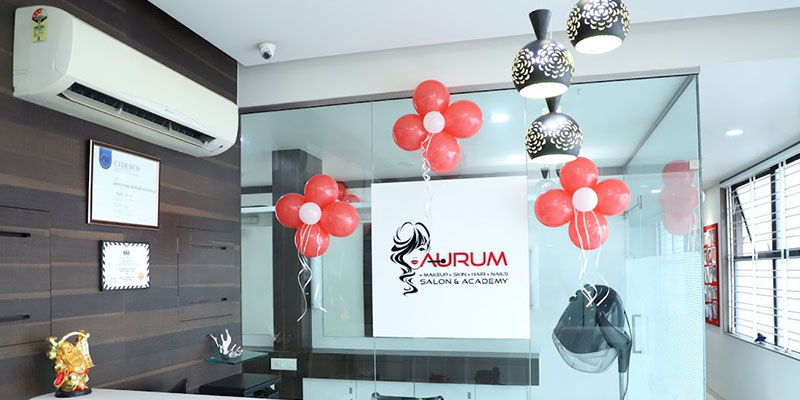 Dazzlerr Institute: Aurum Salon & Academy