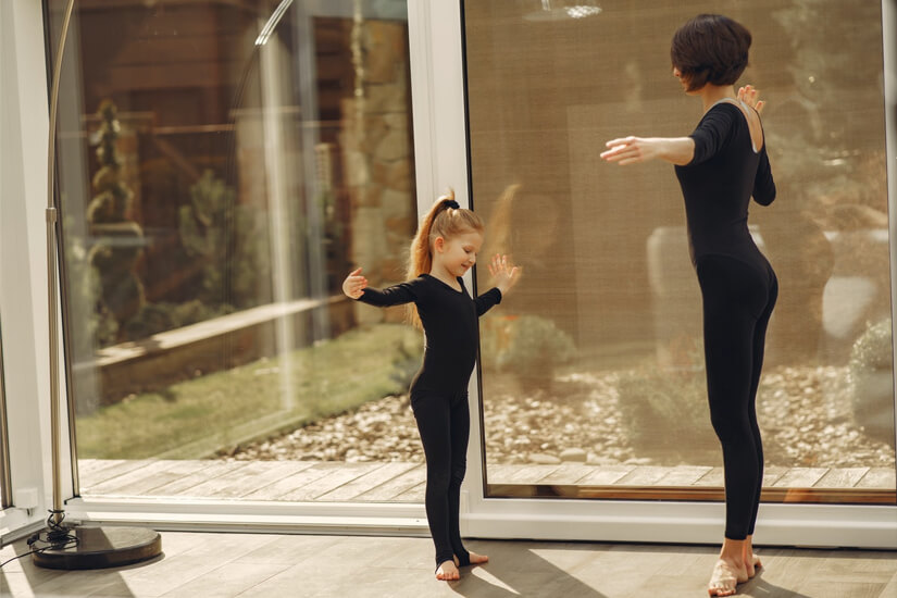 Dazzlerr: dance-moves-from-home