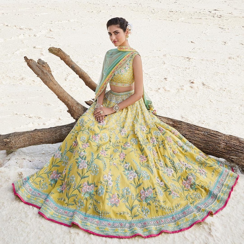 Dazzlerr: Anita Dongre’s New Festive Collection 2019 Took 1200 Hours to Craft