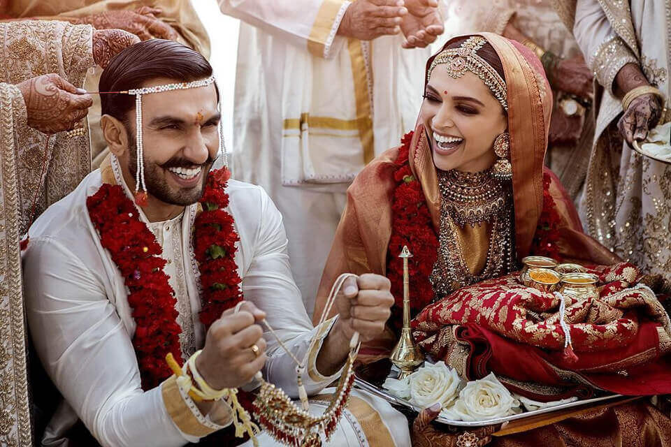 Dazzlerr: Bollywood Celebs Can’t Deny Their Love for these Precious Jewels by Sabyasachi