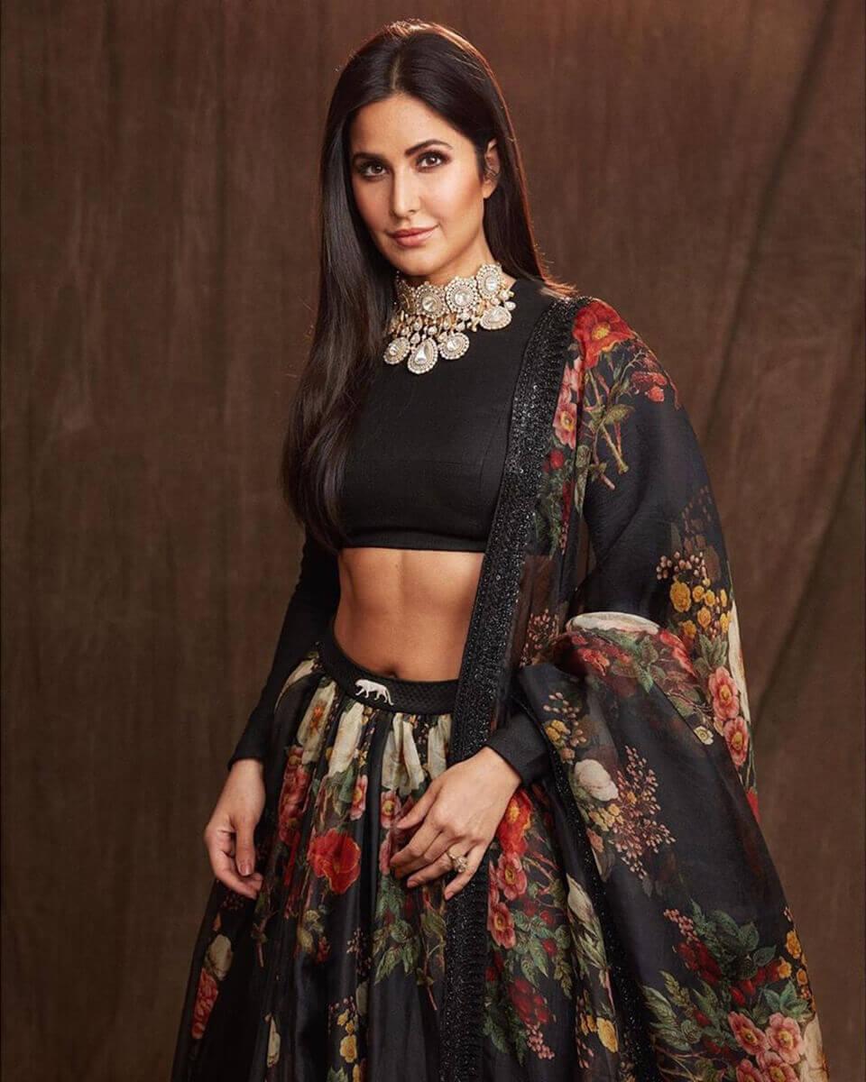 Dazzlerr: Bollywood Celebs Can’t Deny Their Love for these Precious Jewels by Sabyasachi