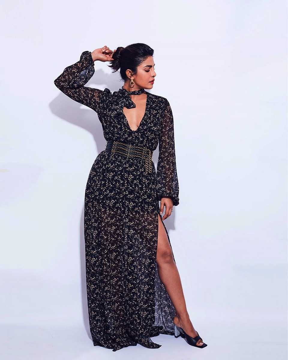 Dazzlerr: Bollywood Divas are Bringing These Bishop Sleeves Back In-Trend
