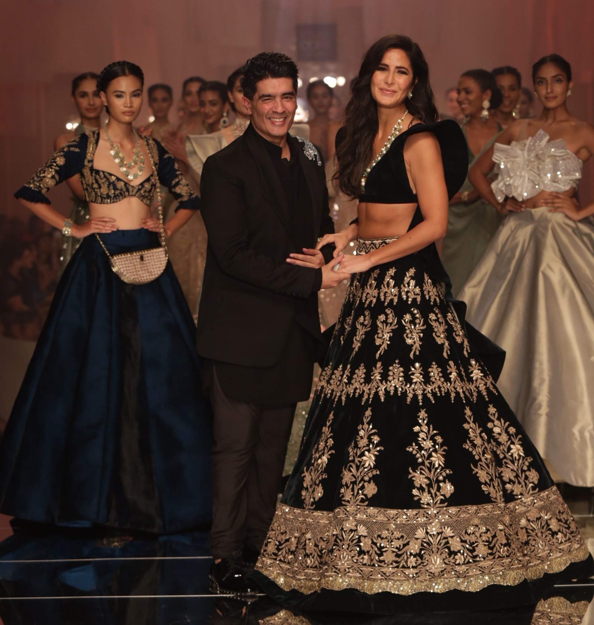 Dazzlerr: Dazzling Look of Katrin Kaif at the Opening Show of Lakme Fashion Week Winter/Festive Edition
