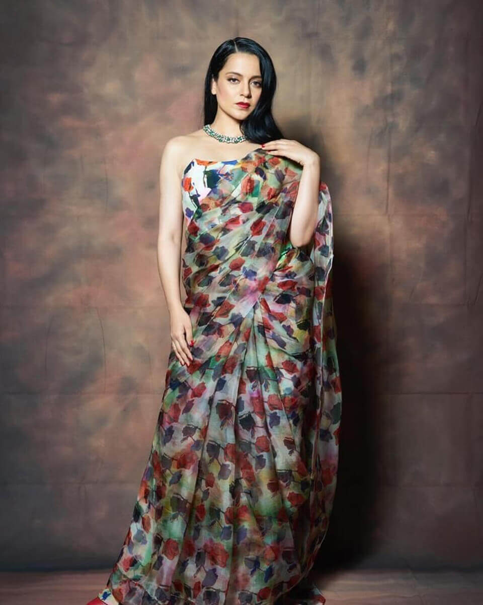 Dazzlerr: Latest 2020 Looks of the Bollywood Ladies to Get Inspiration From