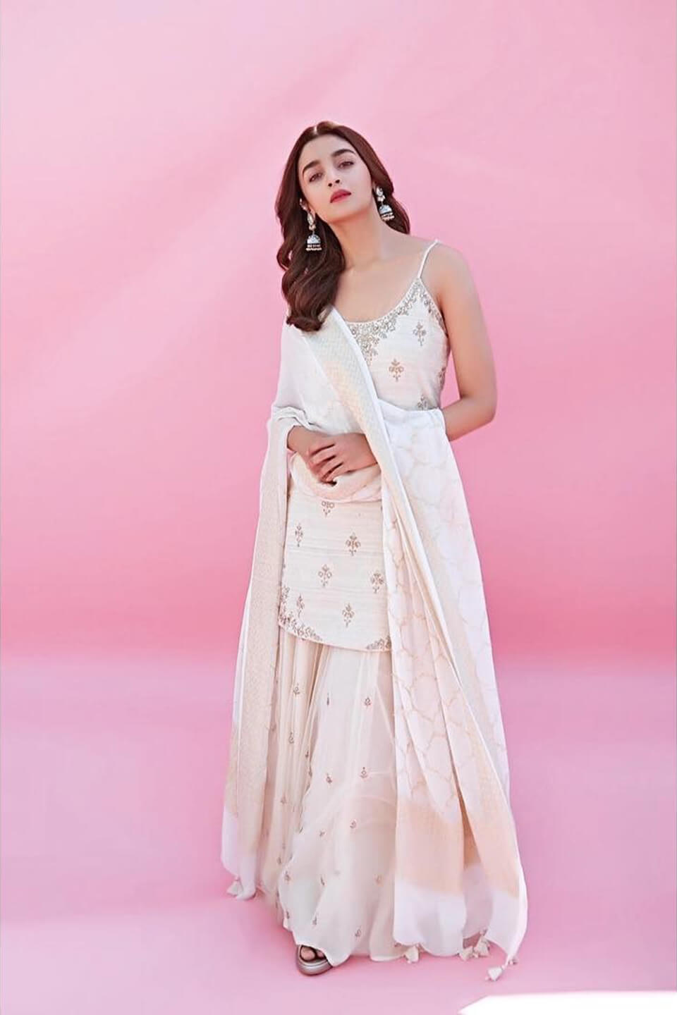 Dazzlerr: Planning to Wear White this Wedding Season? Check these Celeb Approved Ways