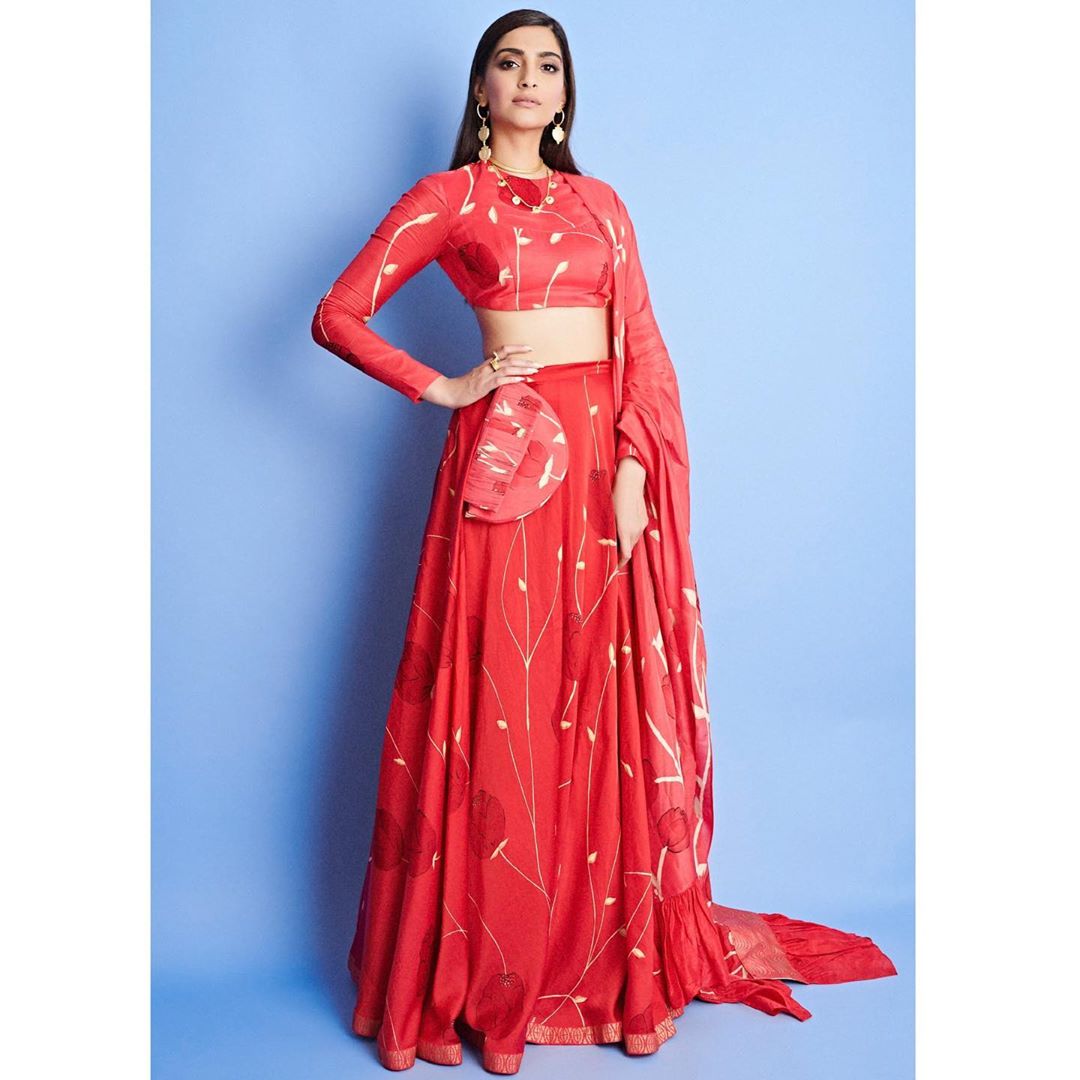 Dazzlerr: Sonam Kapoor Paints the Town in Red for The Zoya Factor Promotions