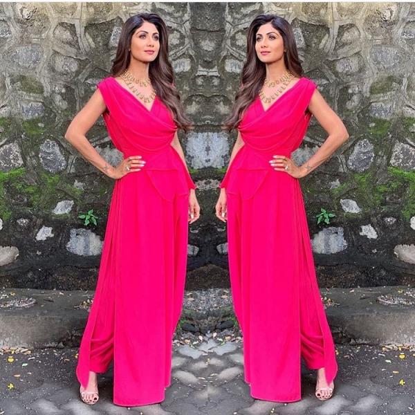 Dazzlerr: The Festive Outfit Ideas of These Bollywood Divas are Inspo