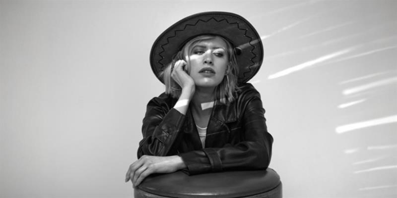 shot model posing