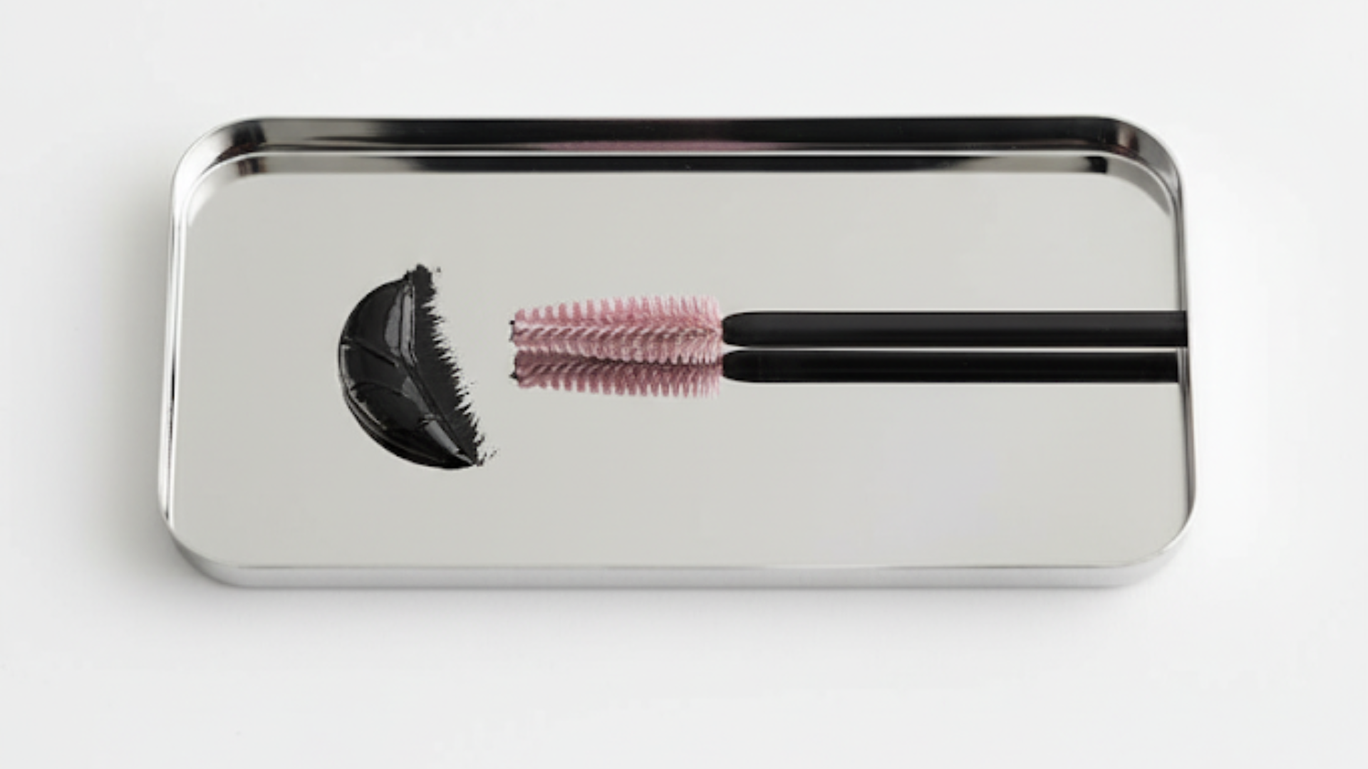 High-Impact-Mascara-and-Disposables