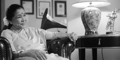 The Queen of Versatility: How Asha Bhosle Redefined the Female Voice in Bollywood