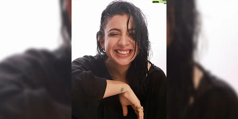 Jasmin Sandlas with No-Makeup