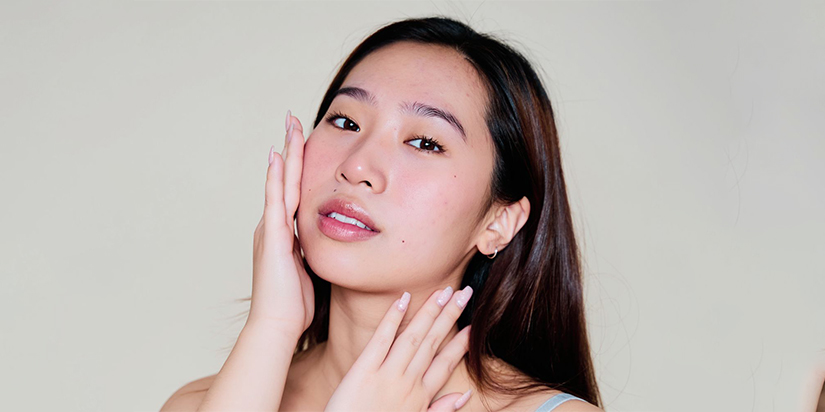 Minimal Makeup With Soft Blur Finish