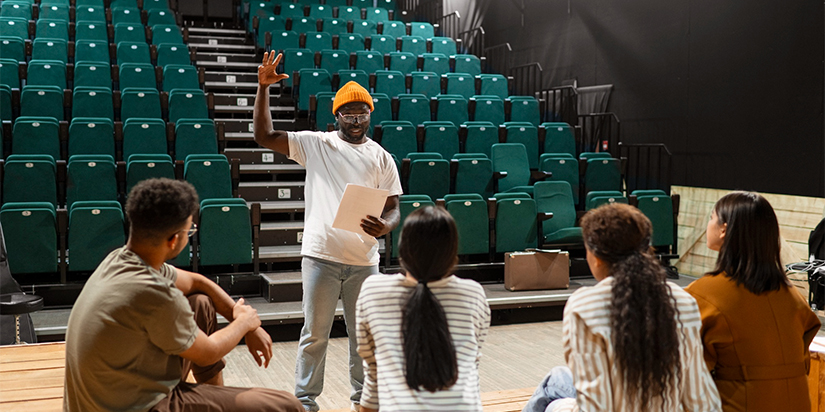 Acting Schools and Theatre Groups Acting Schools and Theatre Groups